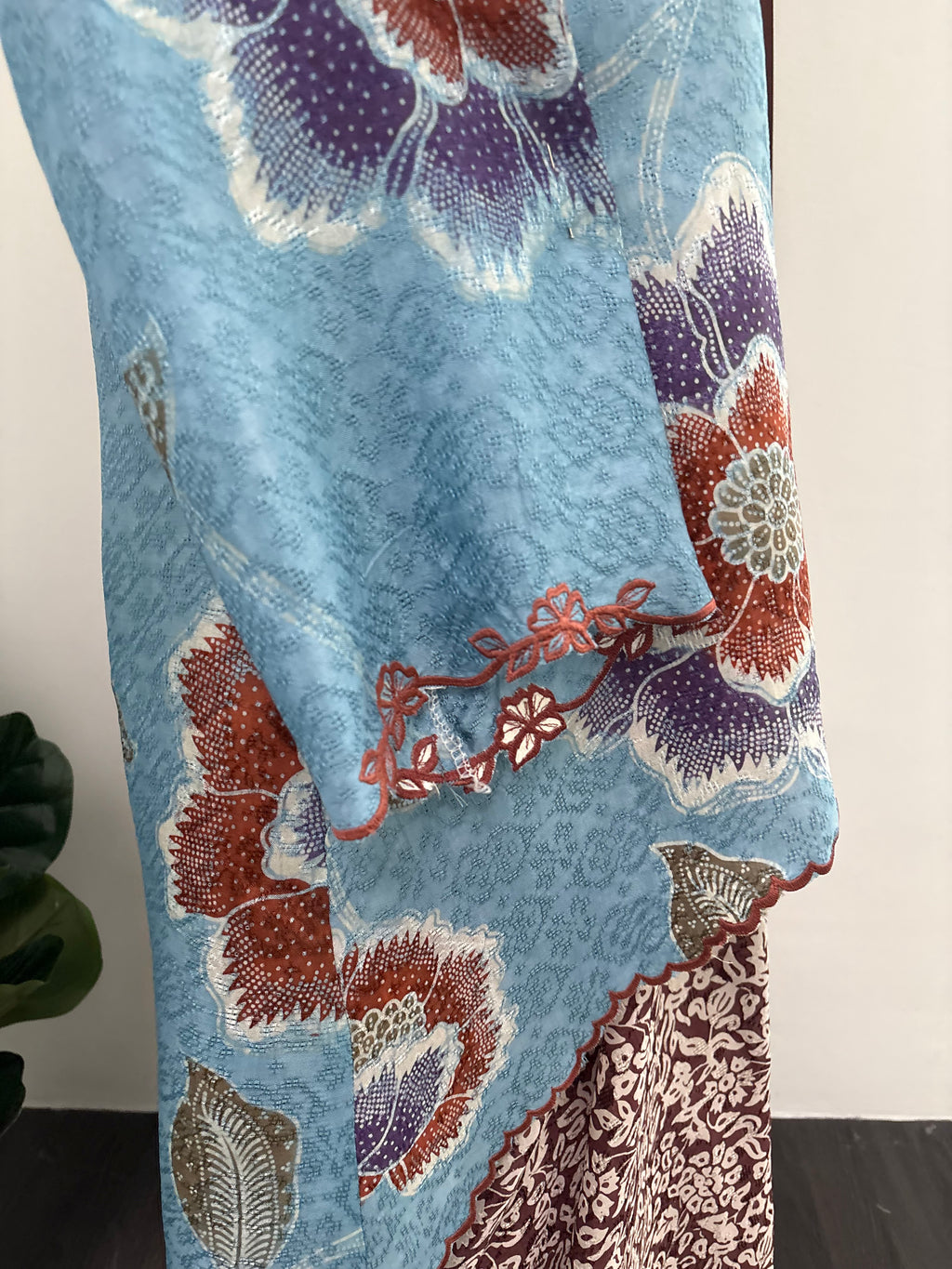 Kebaya Lea (Blue Brown)