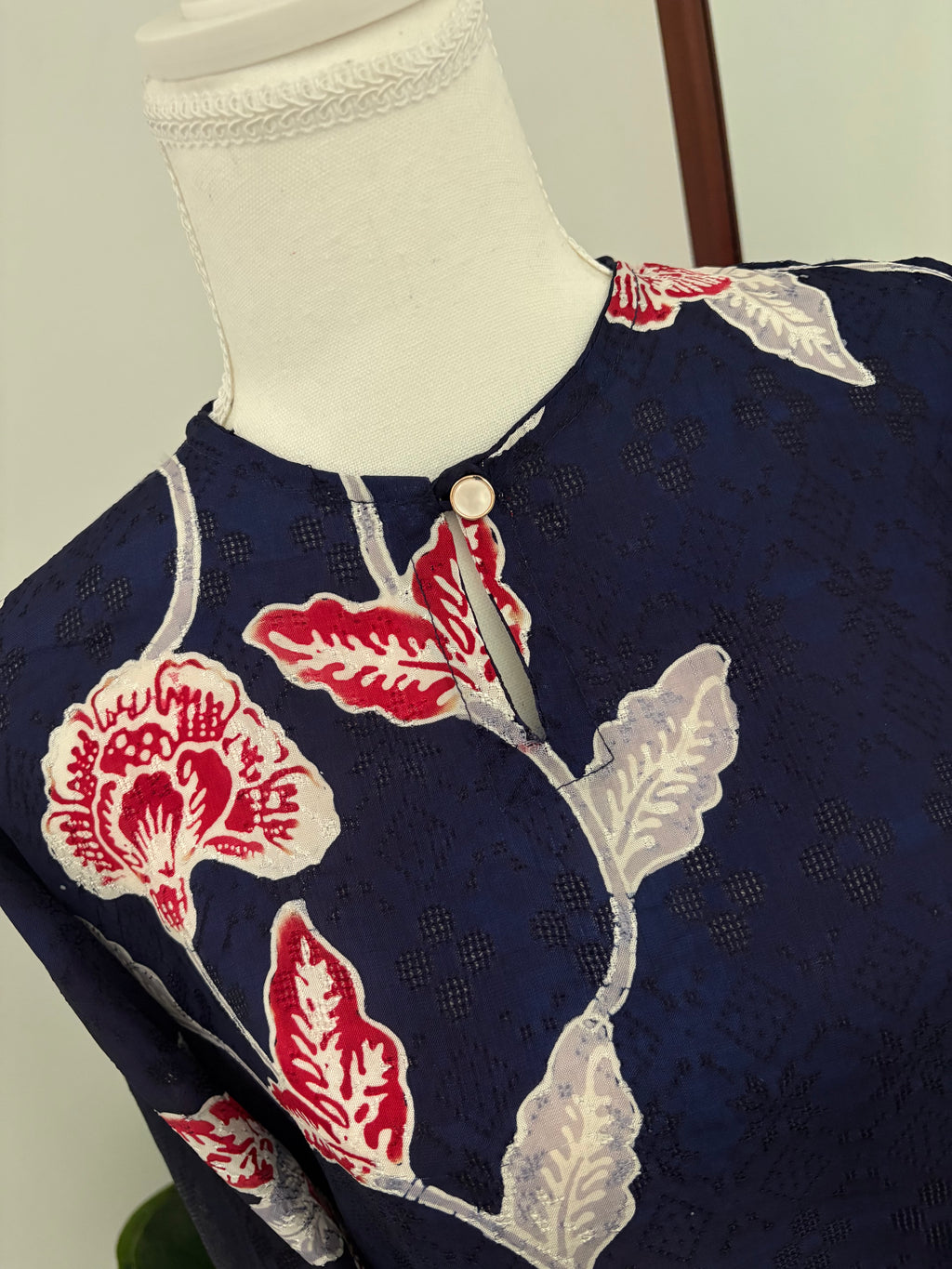 Kurung Ana (Navy Red)