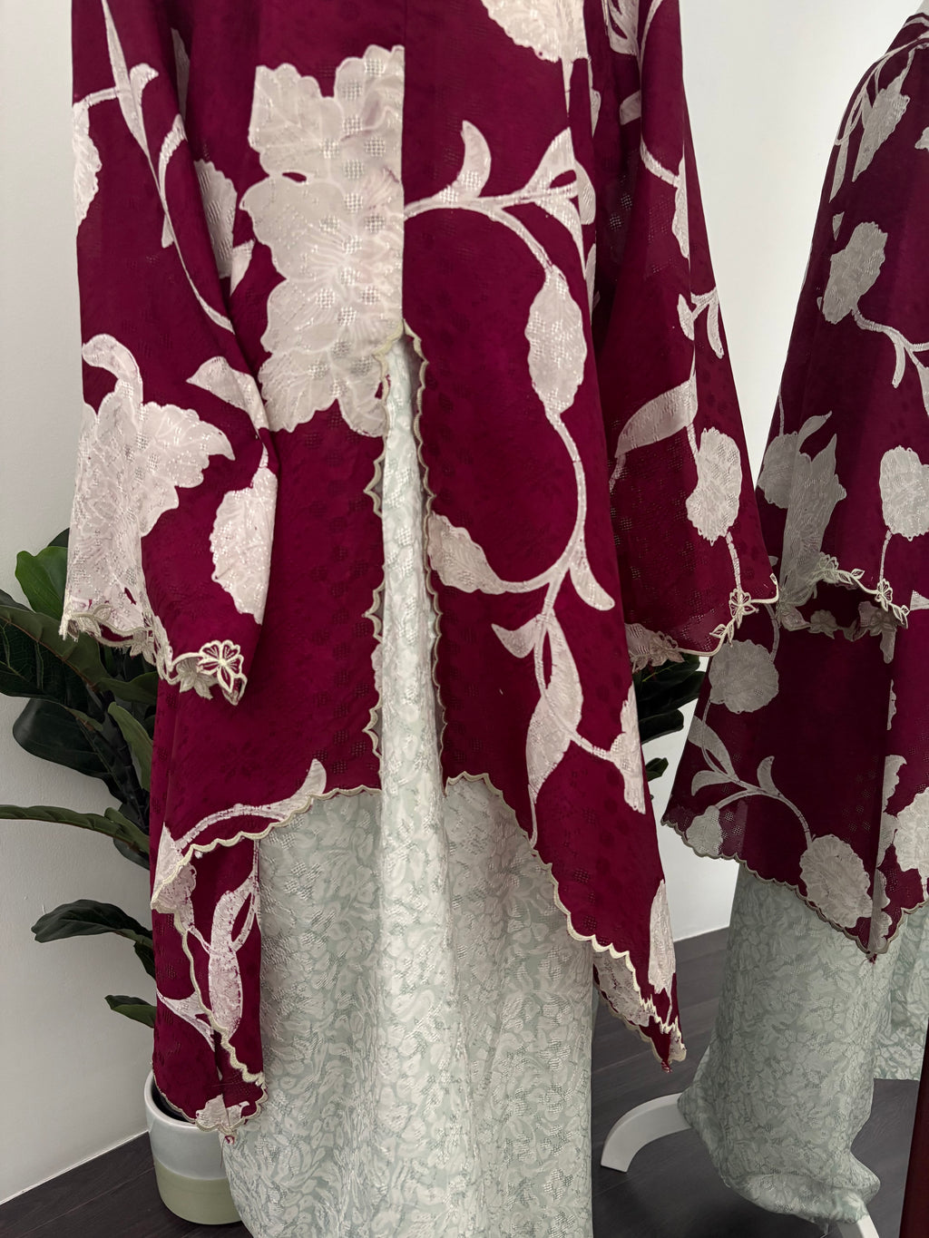 Kebaya Lea (Maroon Mint)