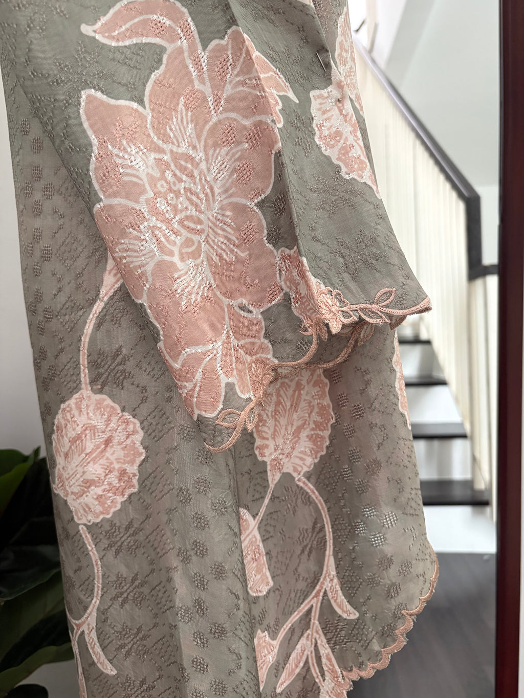 Kebaya Lea (Sage Nude)