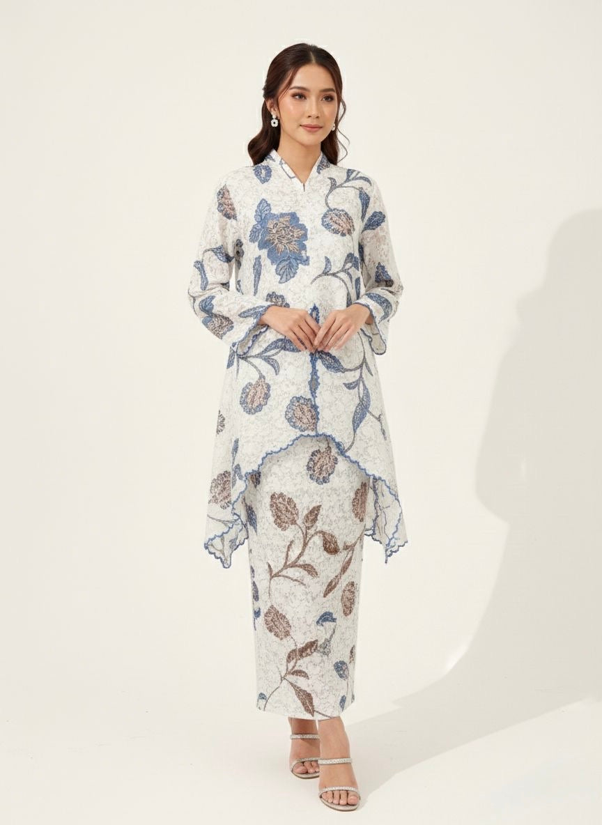 Kebaya Lea (White Blue)