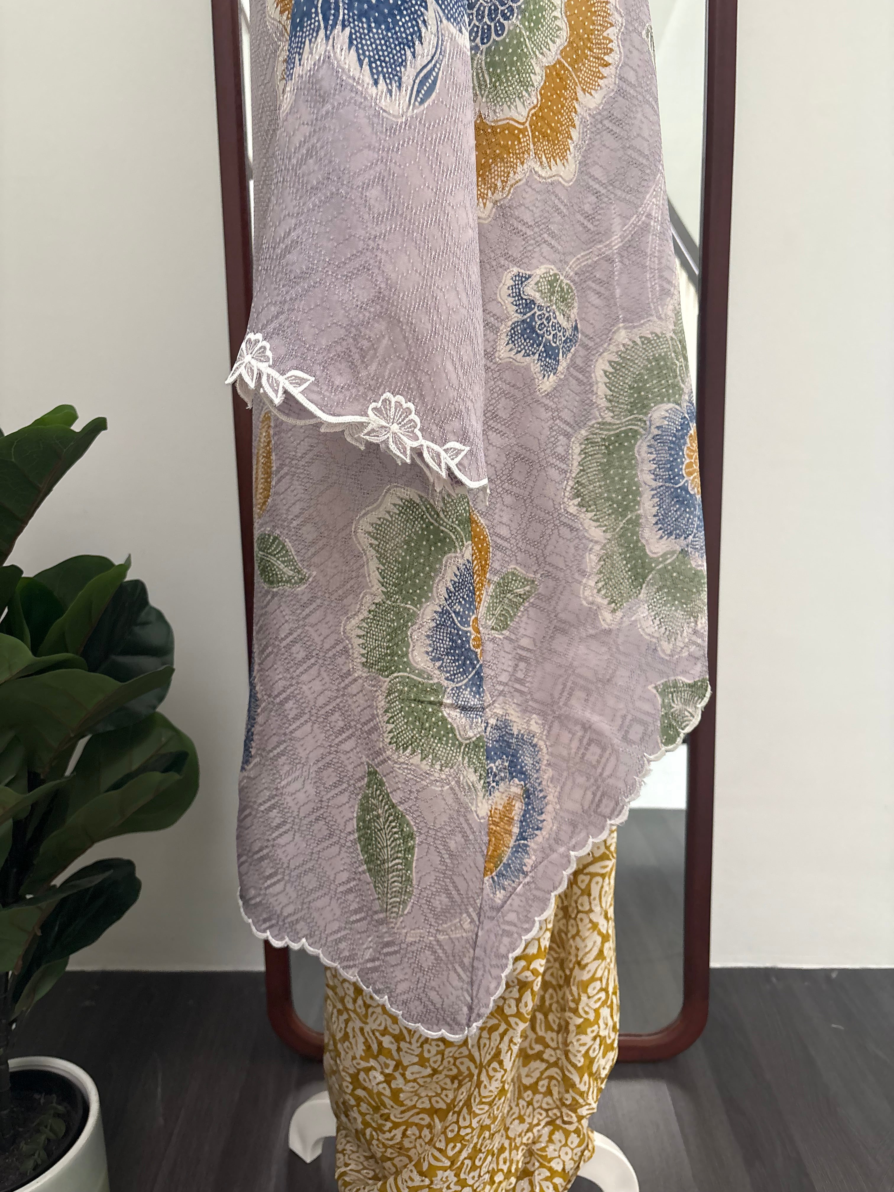 Kebaya Lea (Grey Yellow)