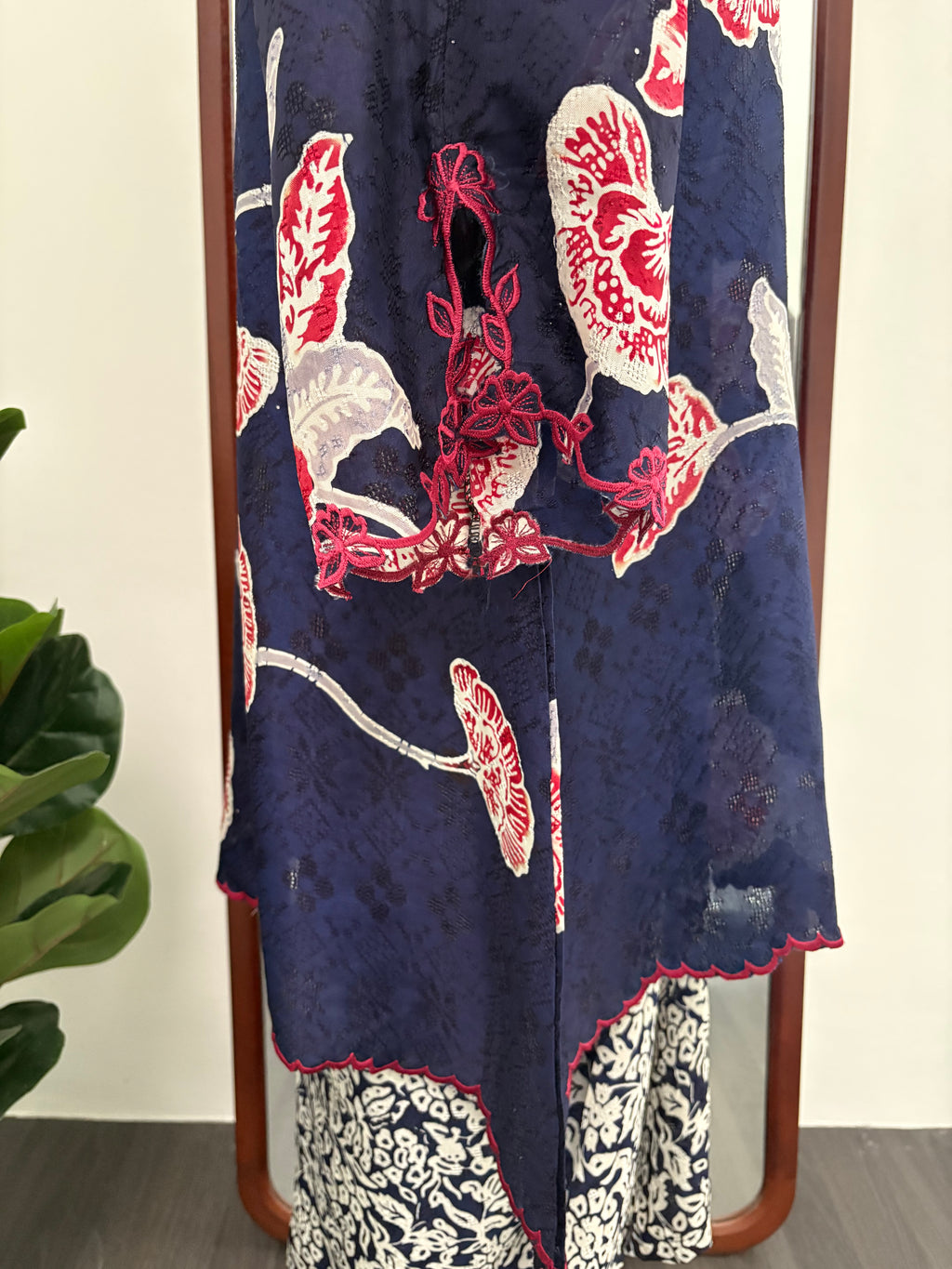 Kurung Ana (Navy Red)