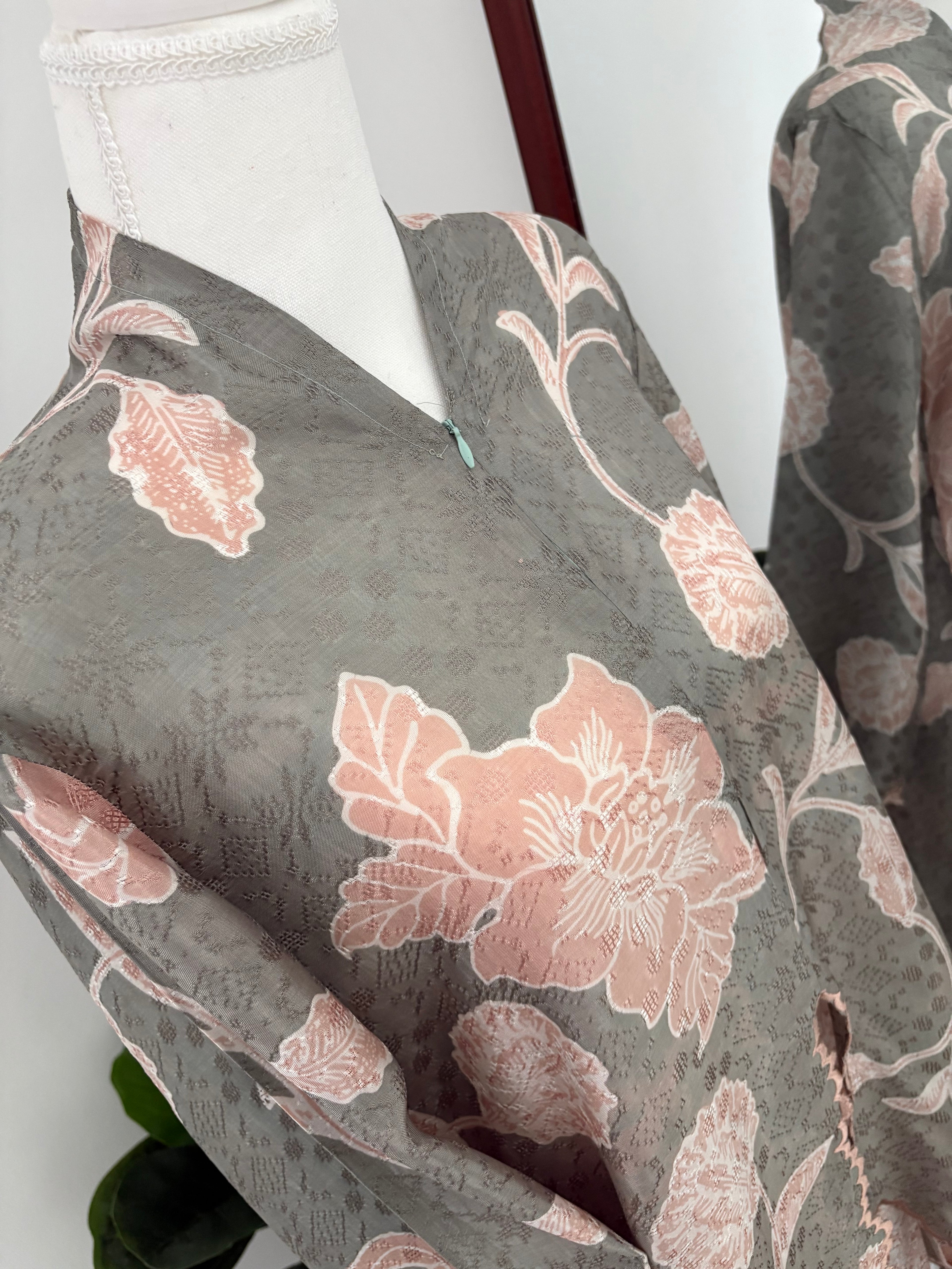 Kebaya Lea (Sage Nude)